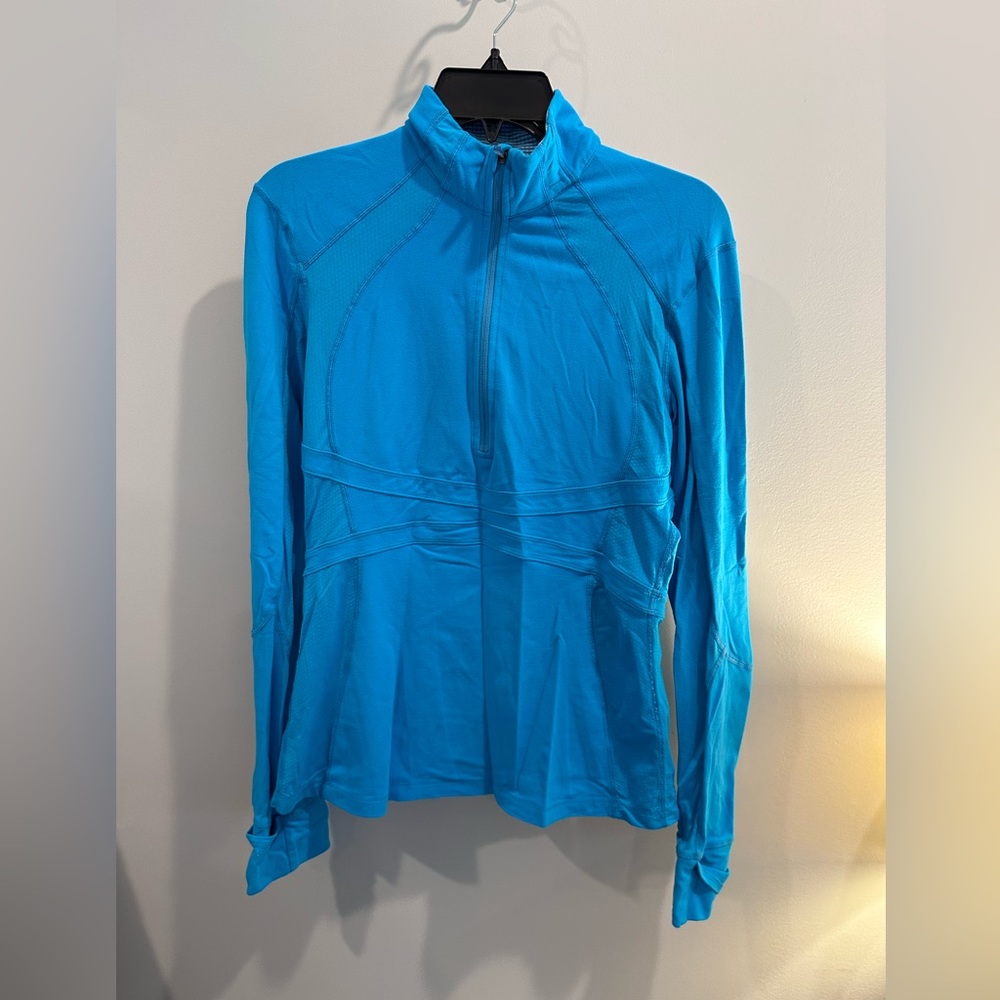 Lululemon pullover zipped jacket. Size 10